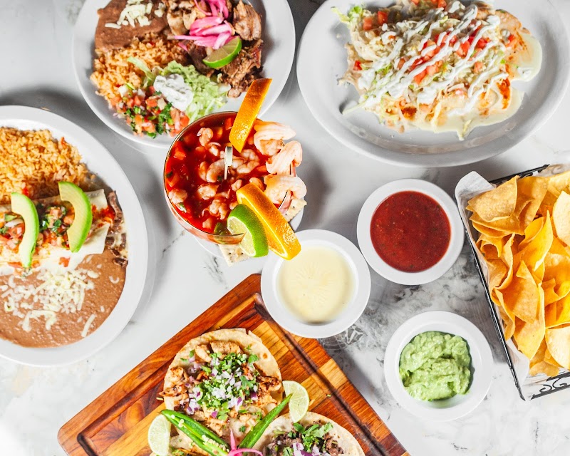 Casa Blanca Mexican Cuisine photo 2