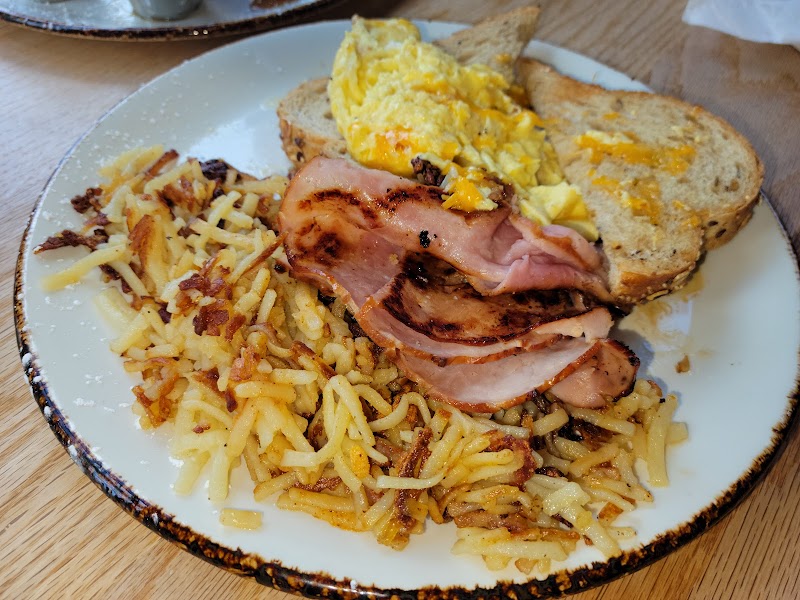 Young Cardinal Cafe and Co. photo 2